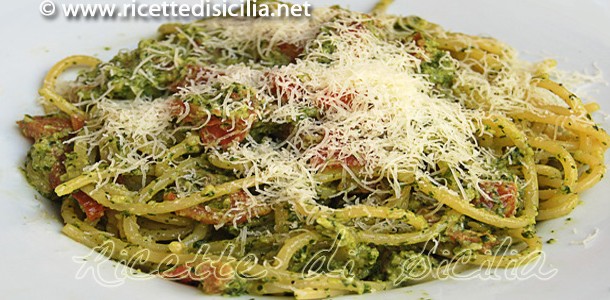 pasta-con-il-pesto-alla-trapanese1-610x300